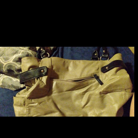 Catos Purse - Picture 2 of 3